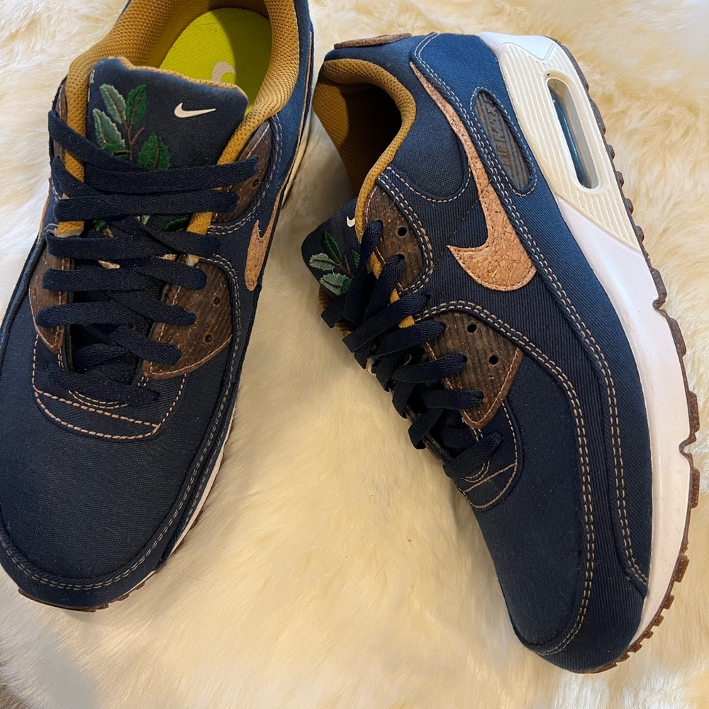 Nike Air Max 90 SE Obsidian Blue Wheat Coconut Milk DD0385-400 Men’s Size 11